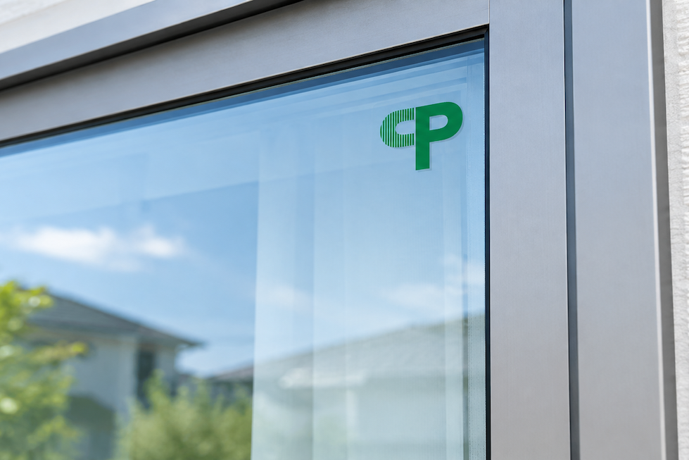 有資格者による施工で、CPマークの貼付にも対応